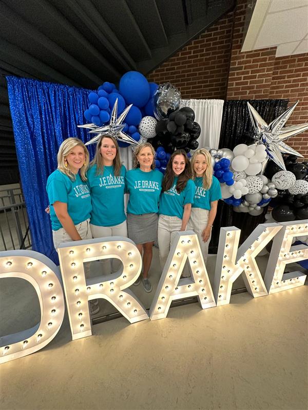 The 2023-2024 Lion homeroom teachers.