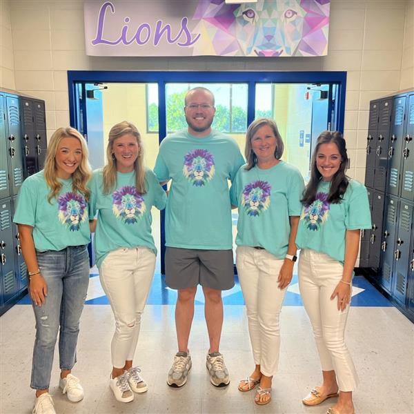 The 2022-2023 Lion homeroom teachers.